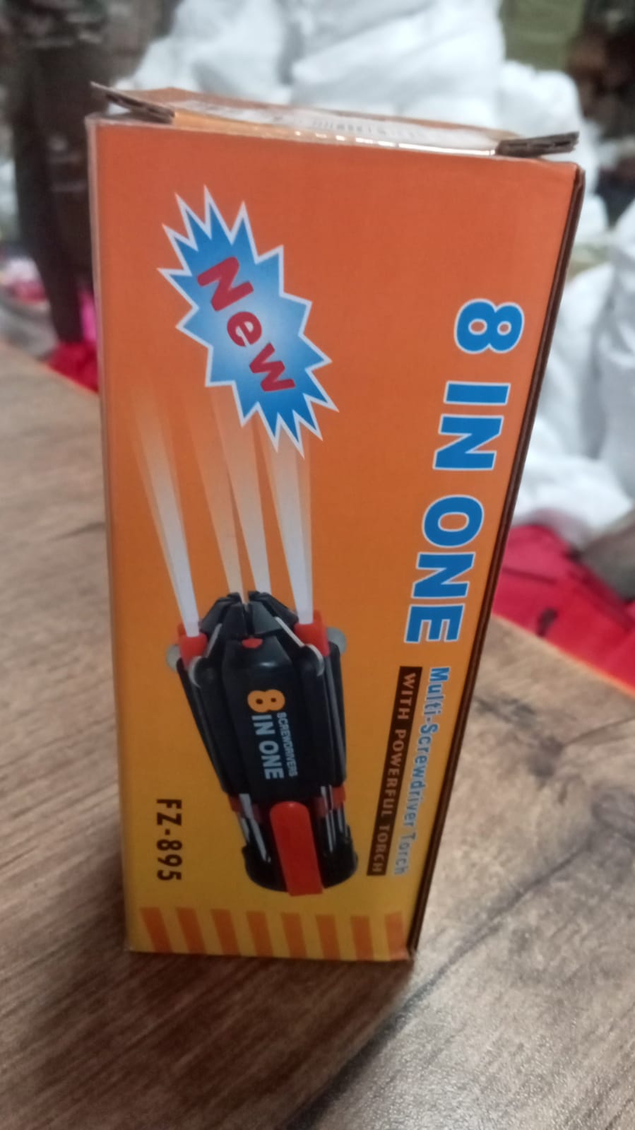 Screwdriver kit with LED torch and bit set Screwdriver kit with LED torch and bit set
